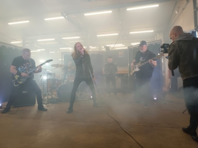 [LES ATELIERS ALREENS] Du Métal dans la métallerie : le groupe de rock lorientai