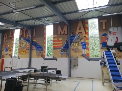 Une fresque décore l'Atelier Pain de l'ESAT du Prat !