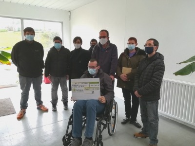 [SOUTIEN A MARC] L’ESAT de Pontivy remet une cagnotte à Marc Le Roy
